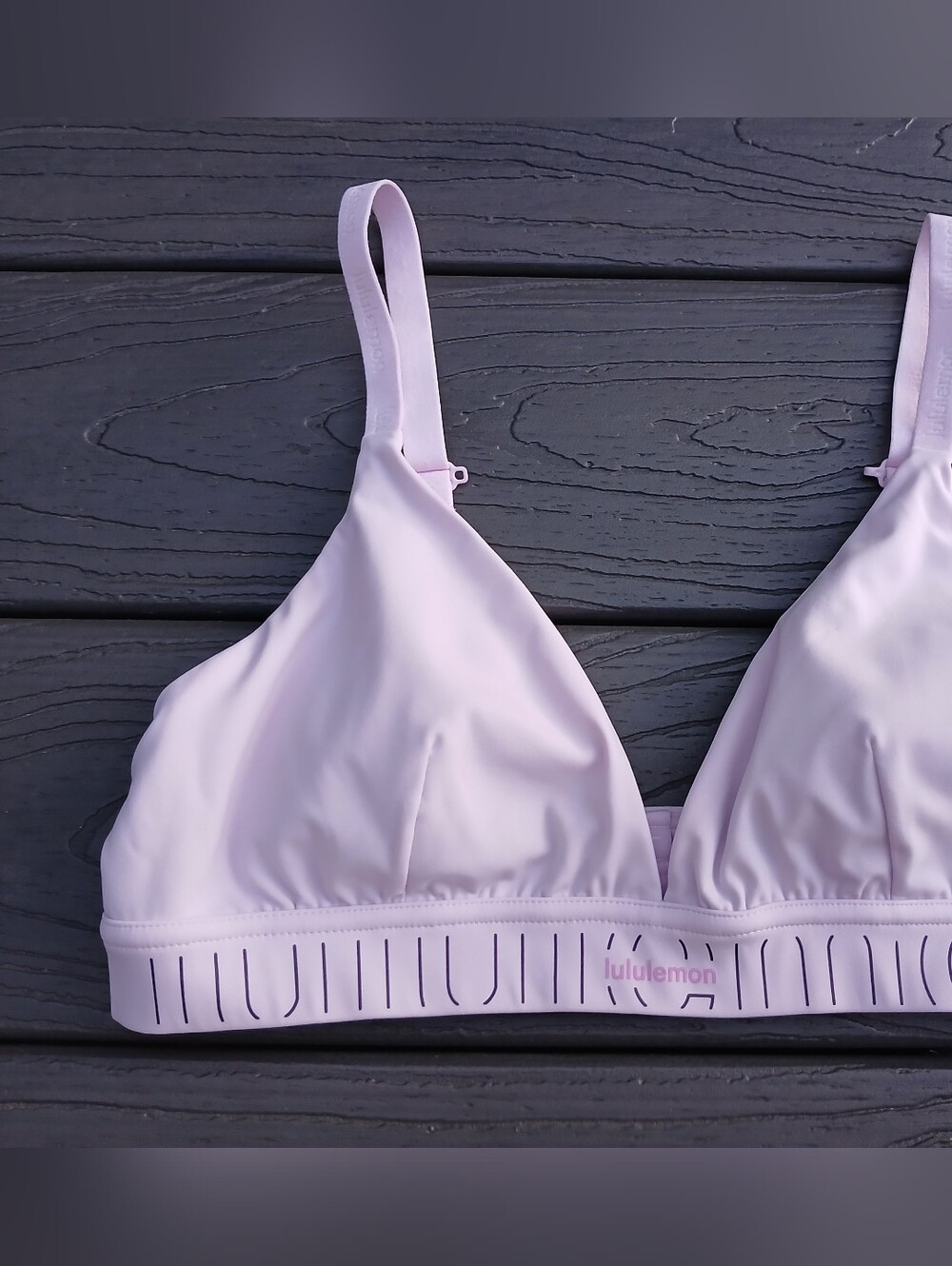 lululemon athletica License To Train Triangle Bra / 10